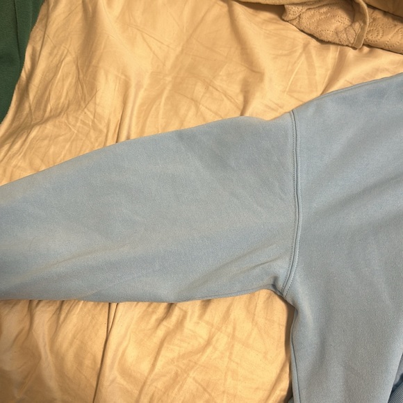 H&M comfy oversized sweater , baby blue , size S - Picture 4 of 4